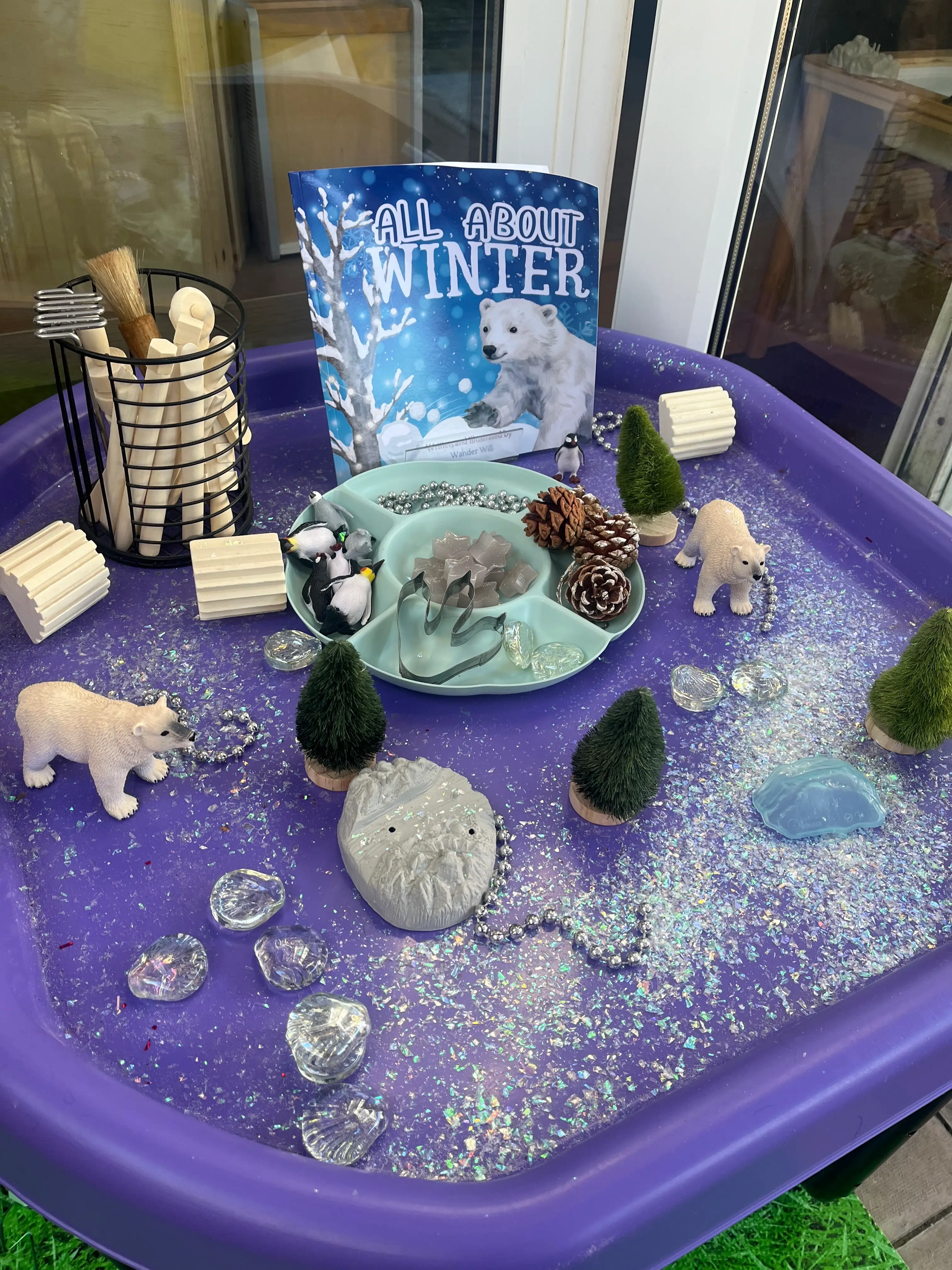 Seasonal play activities